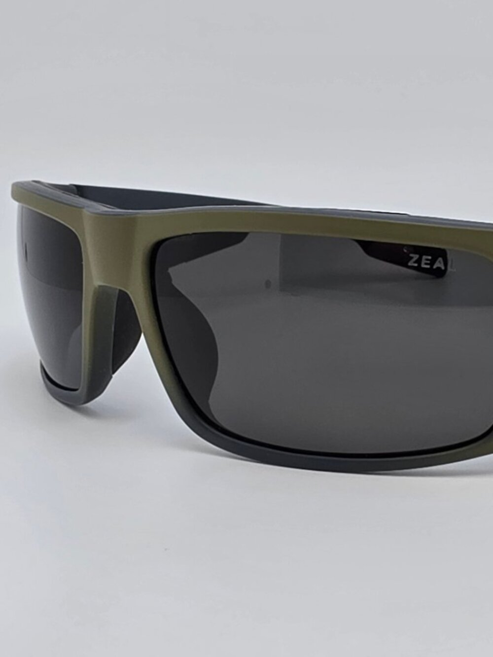 *SOLD* Zeal Snapshot 10962 Faded Fatigue Frame Polarized Dark Grey Lens Sunglass